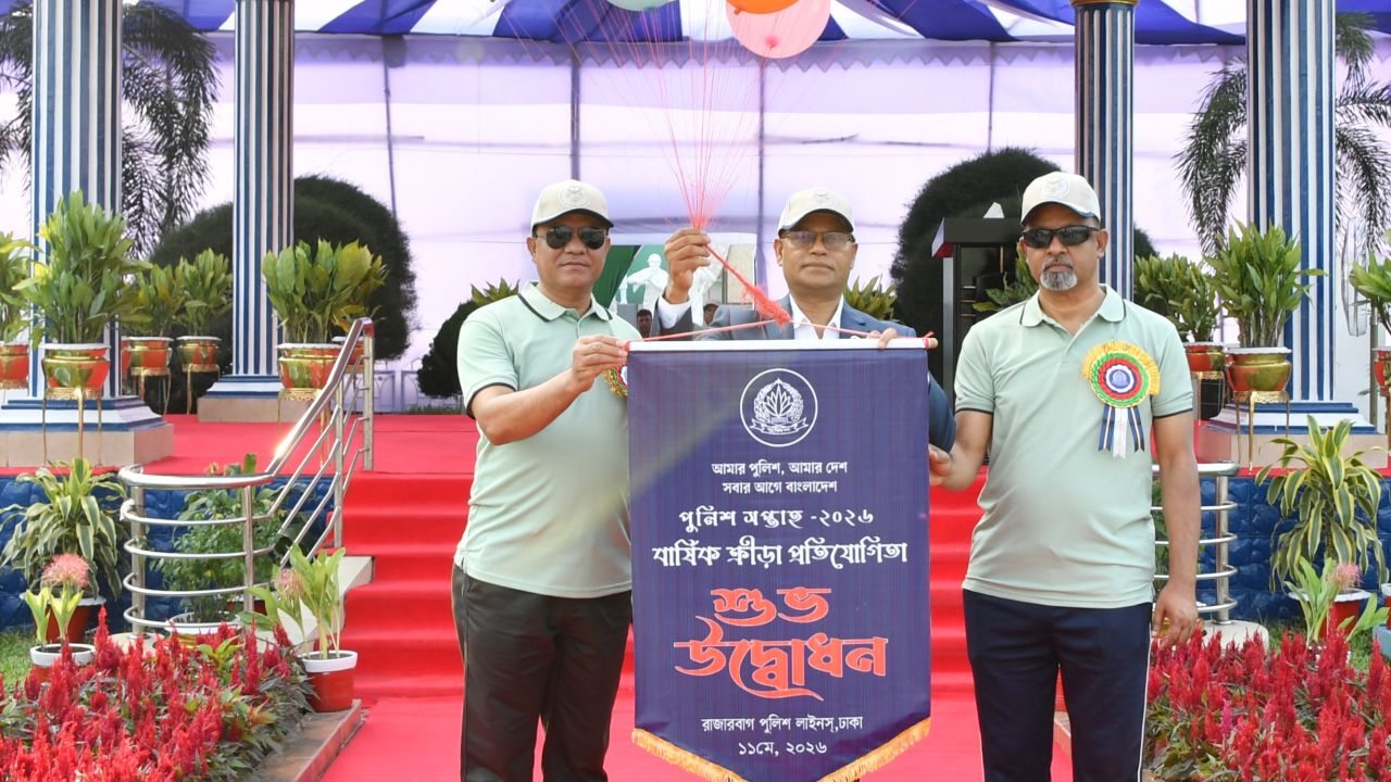 মাদক কারবারে পুলিশের কেউ জড়ালে ছাড় নেই: আইজিপি