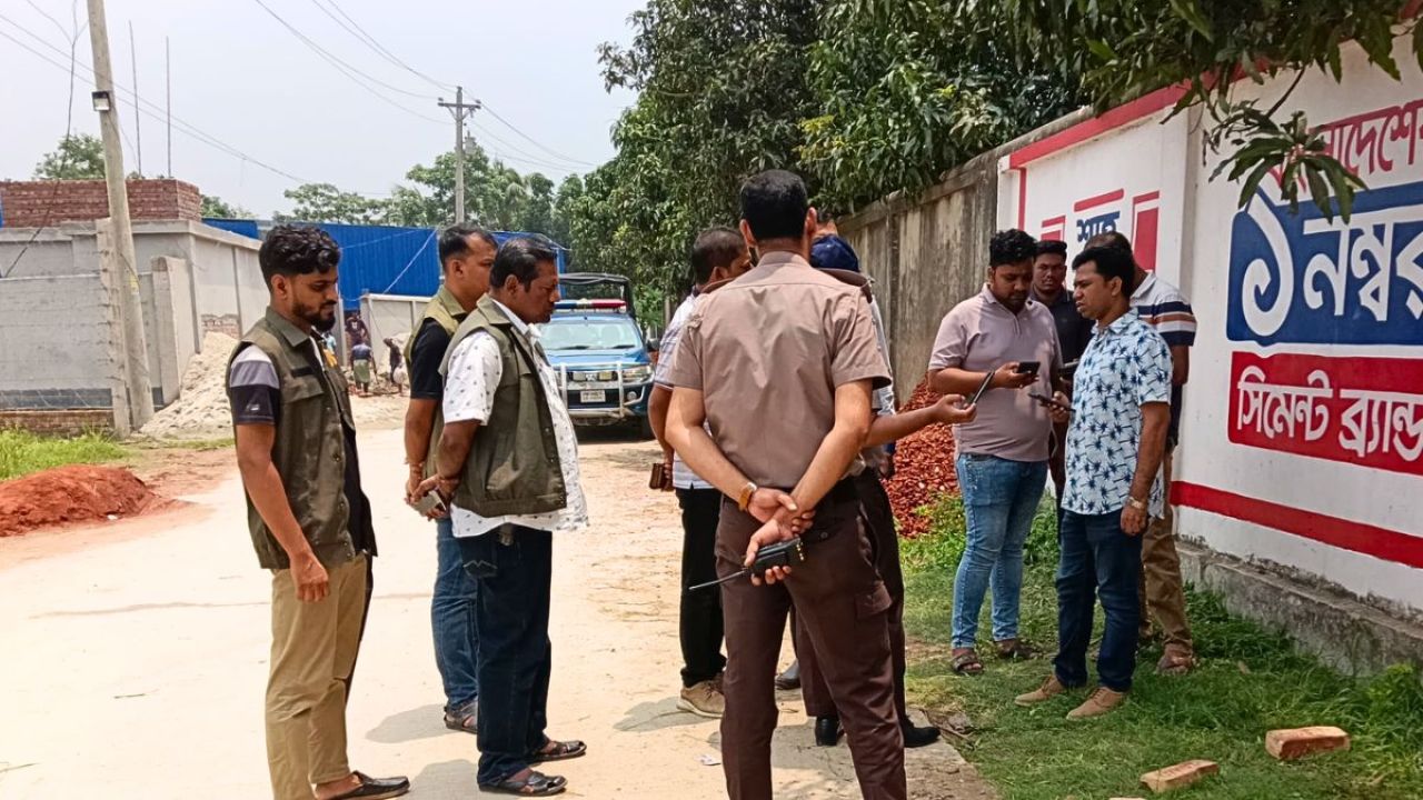 গাজীপুরে অটোরিকশা চালক কিশোরকে গলা কেটে হত্যা