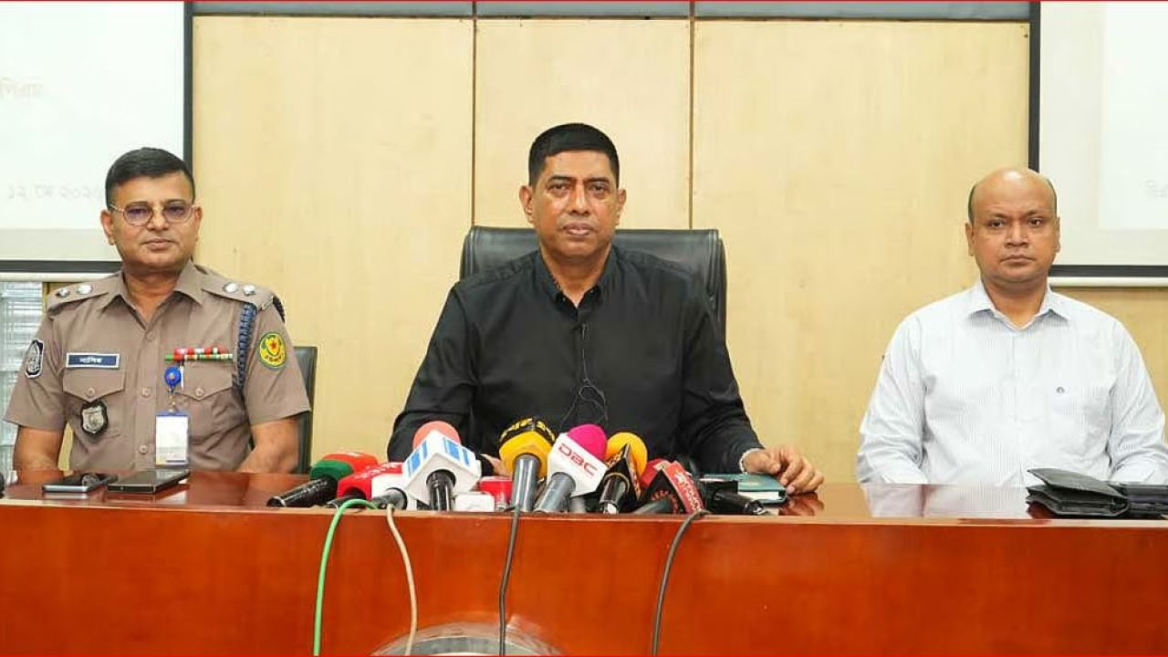 ‘শীর্ষ সন্ত্রাসী’ টিটন হত্যা: খুনিরা ডিবি পুলিশের ‘ছকের’ মধ্যে