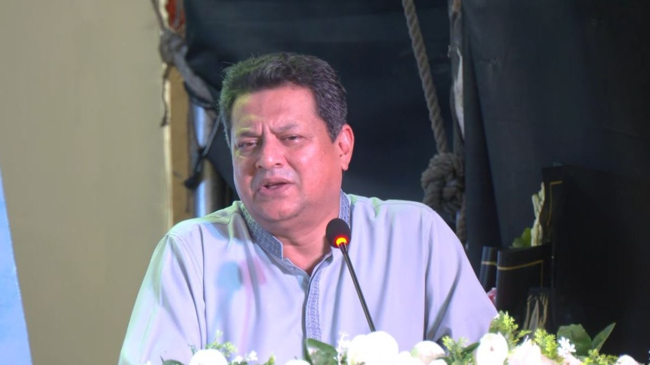 শিক্ষাপ্রতিষ্ঠানের বাসে শুল্কমুক্ত সুবিধার ঘোষণা