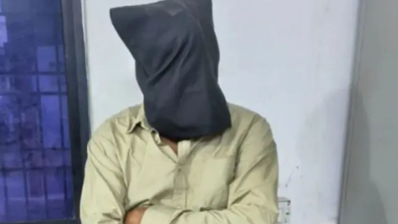 ভারতের গুজরাটে আর্থিক অনটনের আড়ালে বিকৃত লালসা
