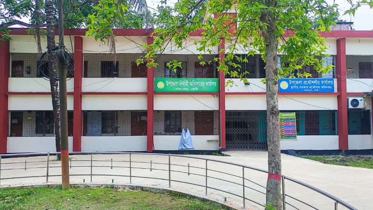 ইউএনও সংকটে স্থবির প্রশাসনিক কার্যক্রম