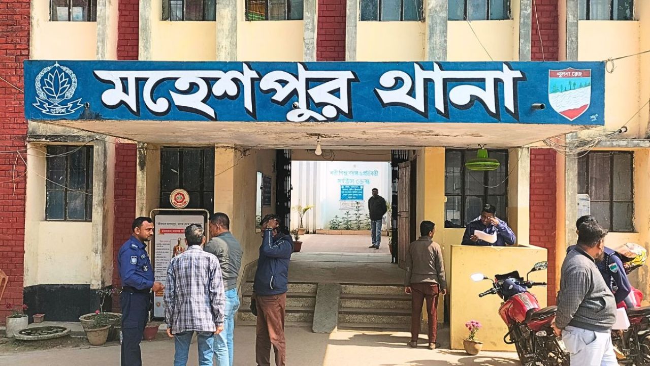 মহেশপুরে গৃহবধূর ঝুলন্ত মরদেহ উদ্ধার