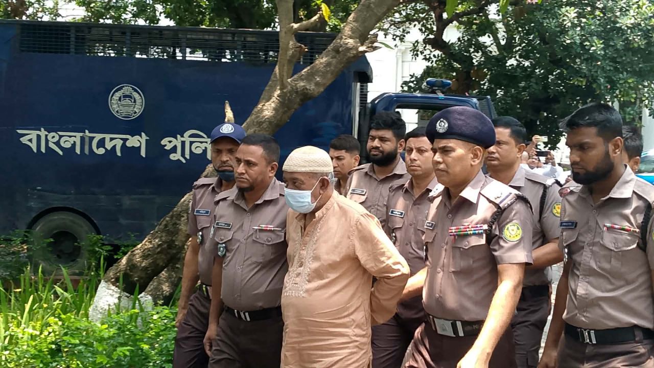 আবু সাঈদ হত্যা: বেরোবির সাবেক ভিসি কারাগারে, রয়েছে আপিলের সুযোগ