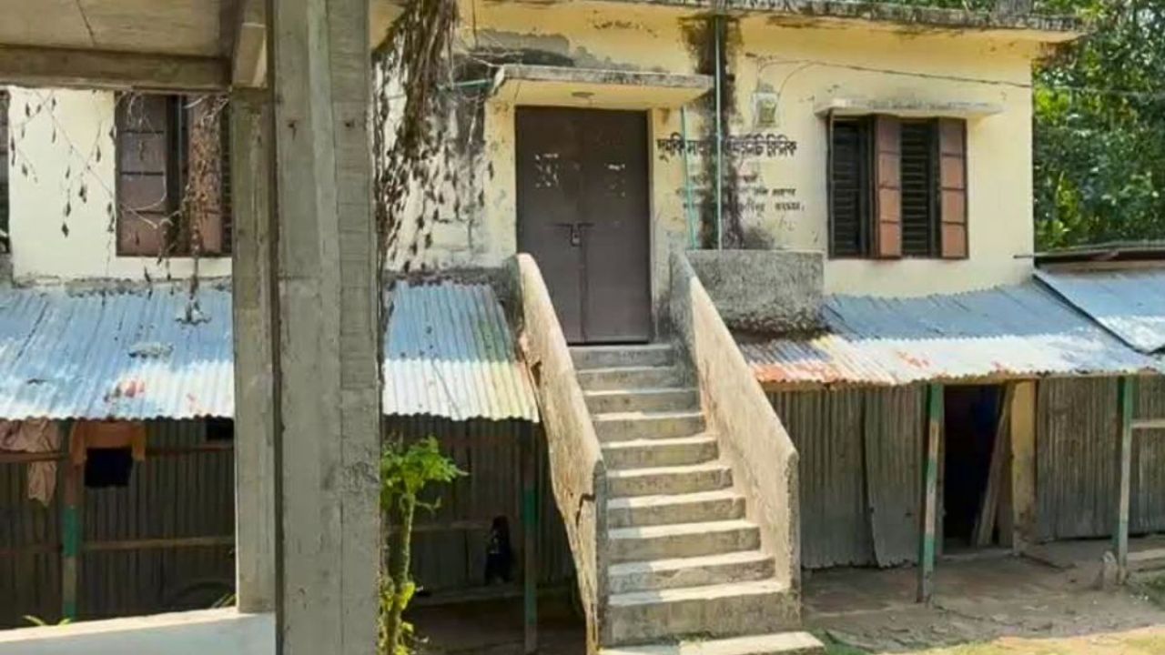 বিনামূল্যের সরকারি ওষুধ বিক্রির অভিযোগ দুমকিতে