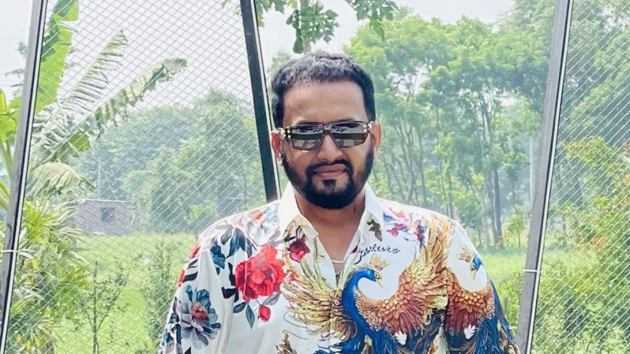 দর্শকপ্রিয় হয়ে উঠেছেন মার্শাল