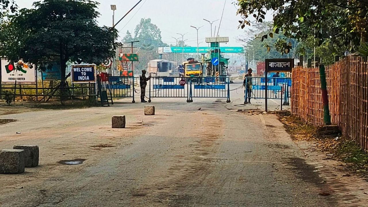 ঈদুল আজহায় বুড়িমারীতে ৮ দিন আমদানি-রপ্তানি বন্ধ