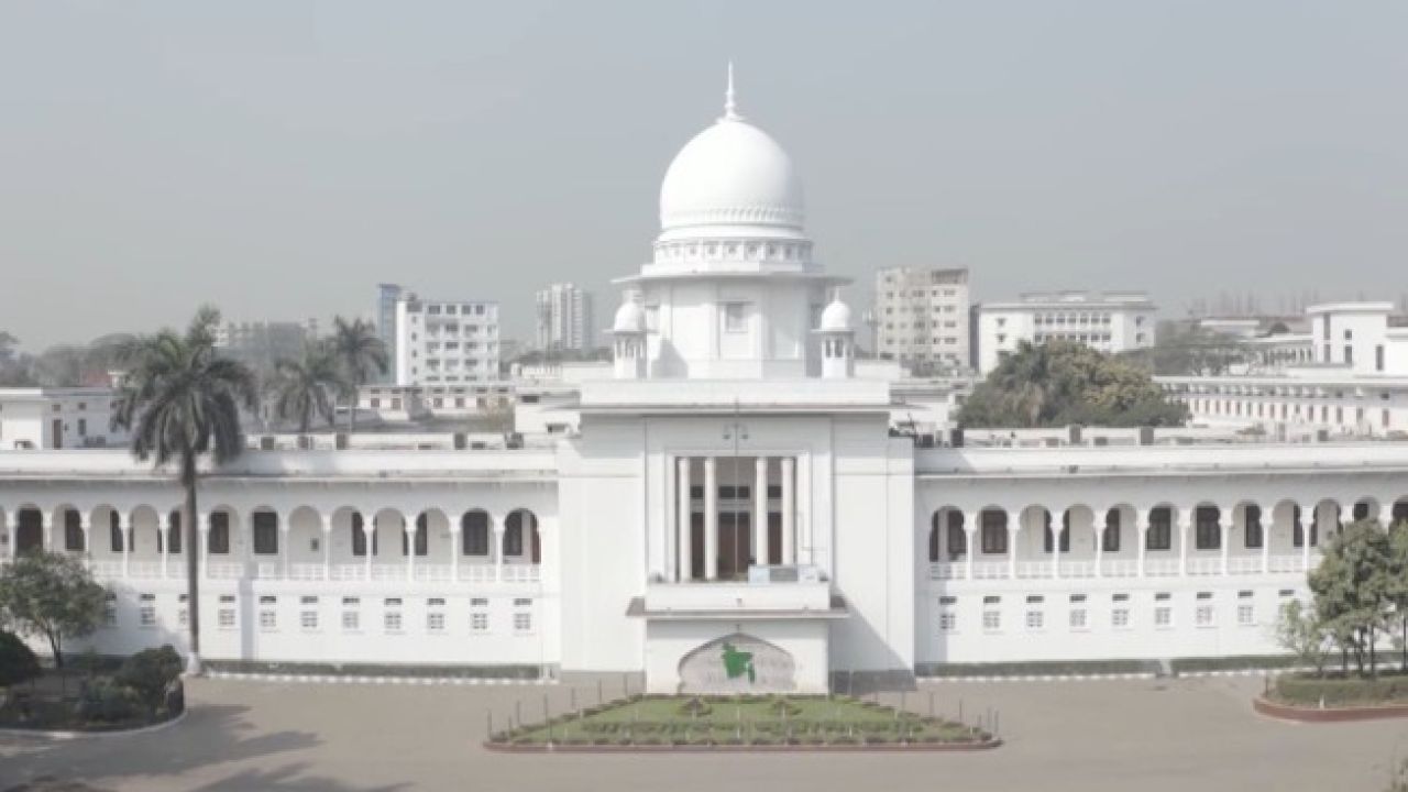 ফুটপাতে হকারদের জায়গা বরাদ্দ কেন অবৈধ নয়: হাইকোর্ট