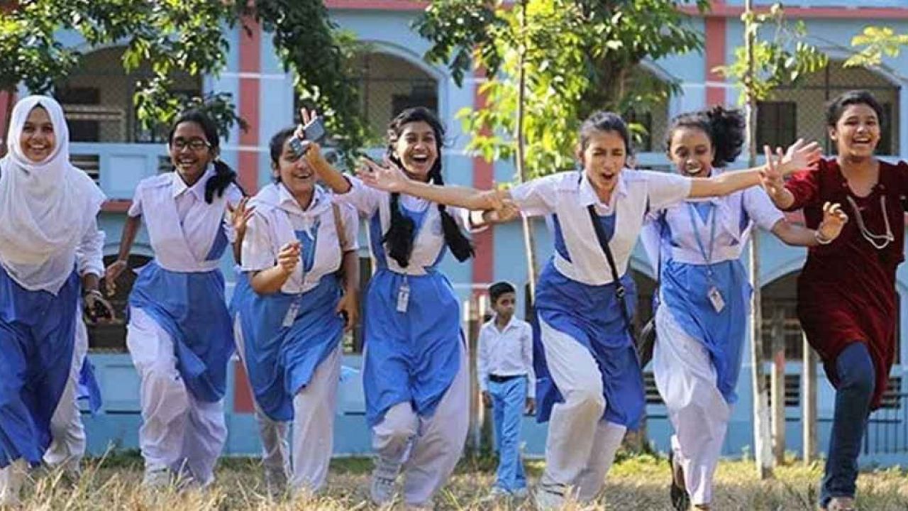 দীর্ঘ ছুটিতে যাচ্ছে দেশের শিক্ষাপ্রতিষ্ঠানগুলো