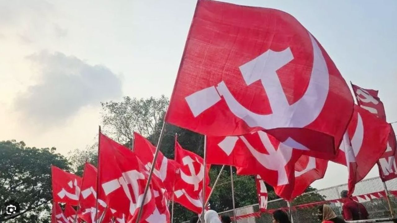 তামিলনাড়ুর রাজনীতিতে নতুন করে উত্তাপ: সি পি আই এম-এর কড়া হুঁশিয়ারি