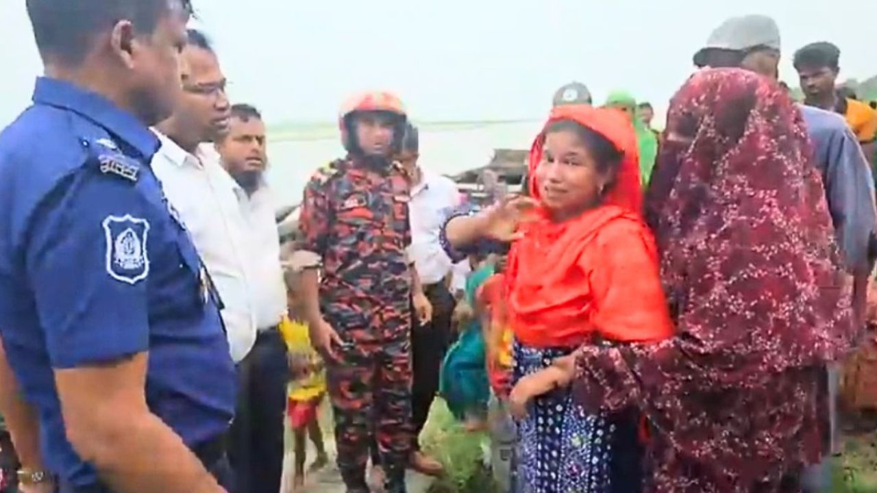 ঝড়ের কবলে যমুনায় নৌকাডুবি, নারী নিখোঁজ