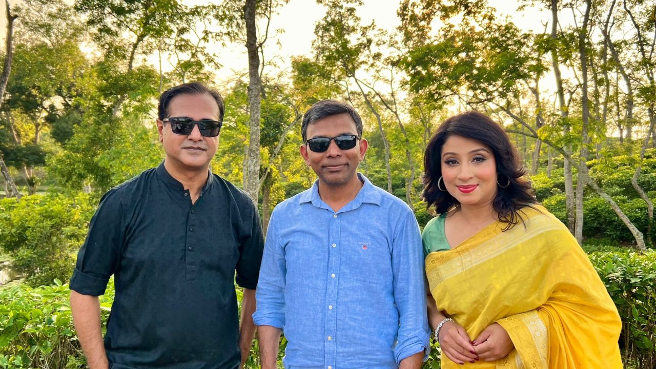 ‘রূপসী শ্রীমঙ্গল’ গাইলেন আসিফ-রুবায়েত