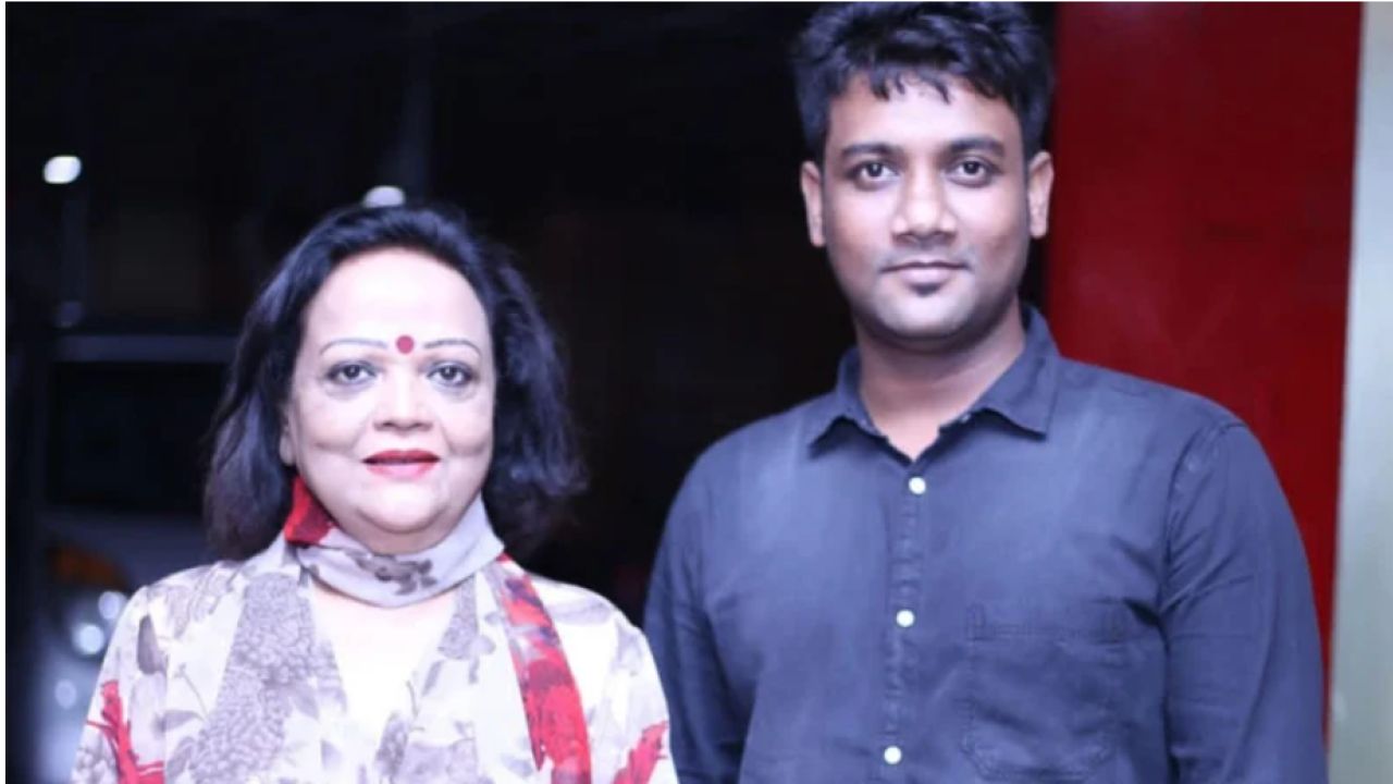 সাবিনা ইয়াসমিনের সঙ্গে গাইলেন মোমিন বিশ্বাস