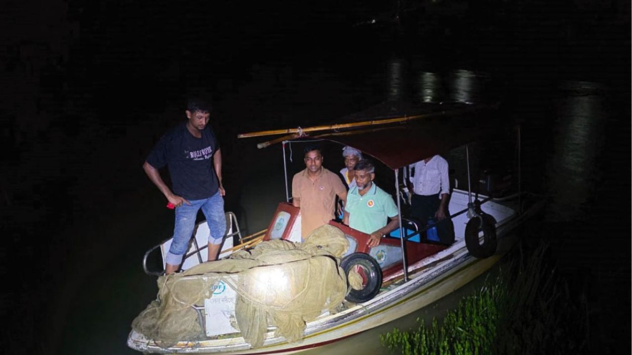 হালদায় মৎস্য দপ্তরের অভিযান