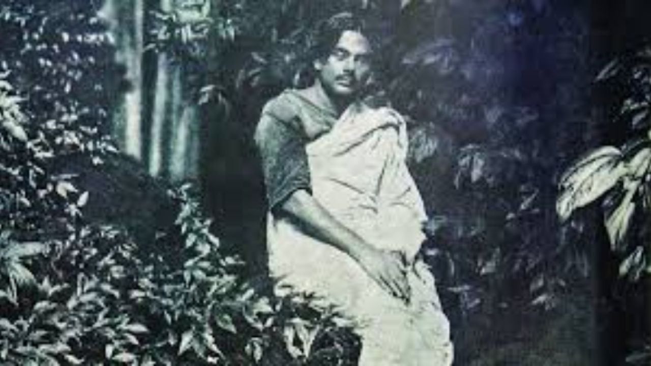 মহাকালের আয়নায় নজরুল মানস