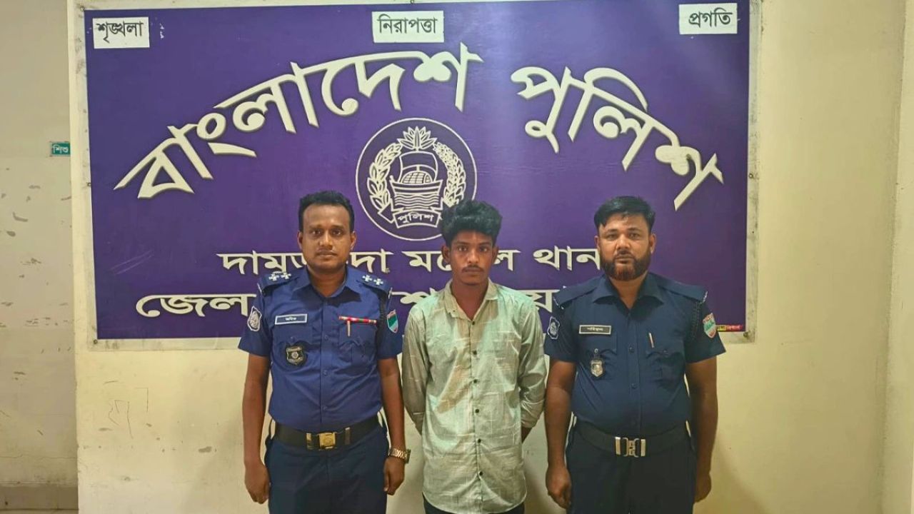 দামুড়হুদায় ষাটোর্ধ্ব নারীকে ধর্ষণের অভিযোগে যুবক গ্রেপ্তার