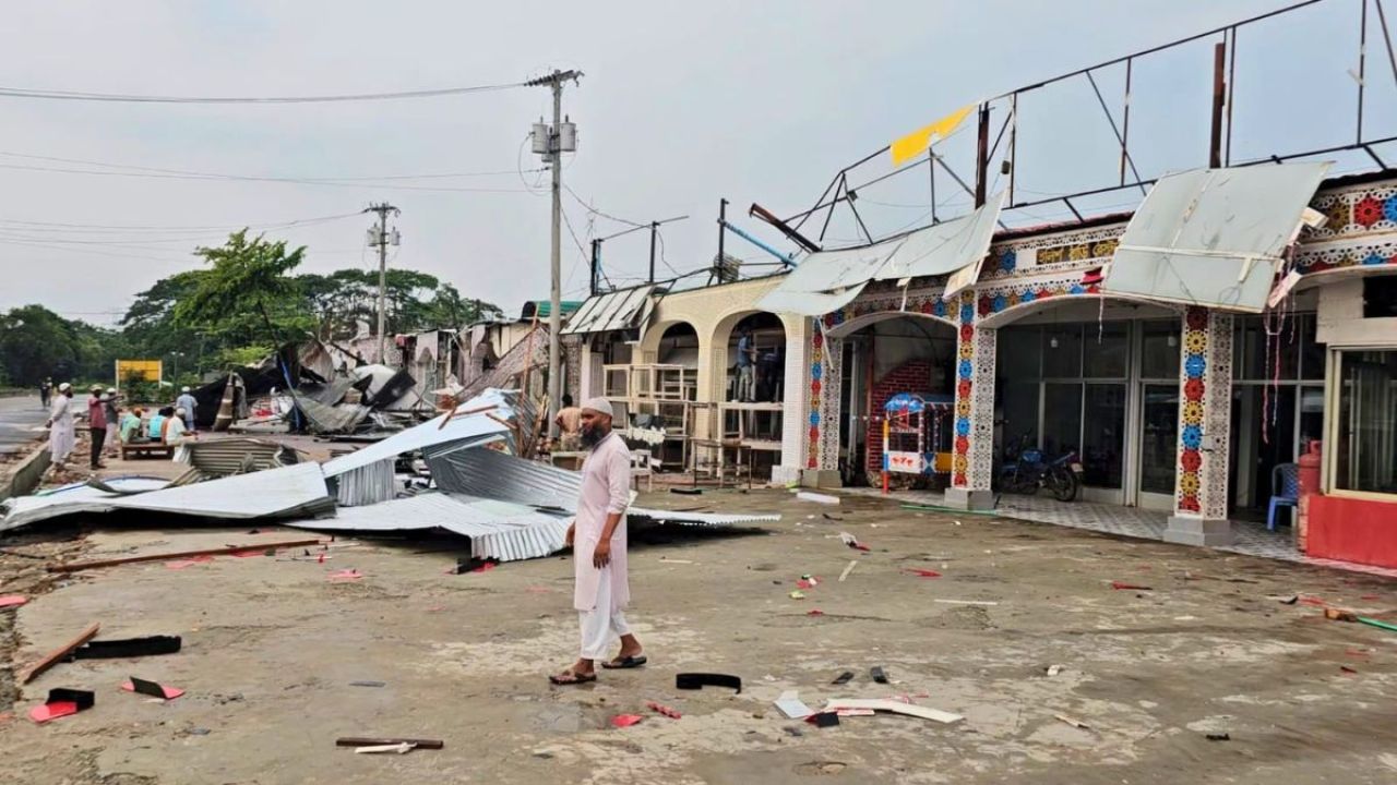 ২০ সেকেন্ডের ঝড়ে দুই কোটি টাকার ক্ষয়ক্ষতি