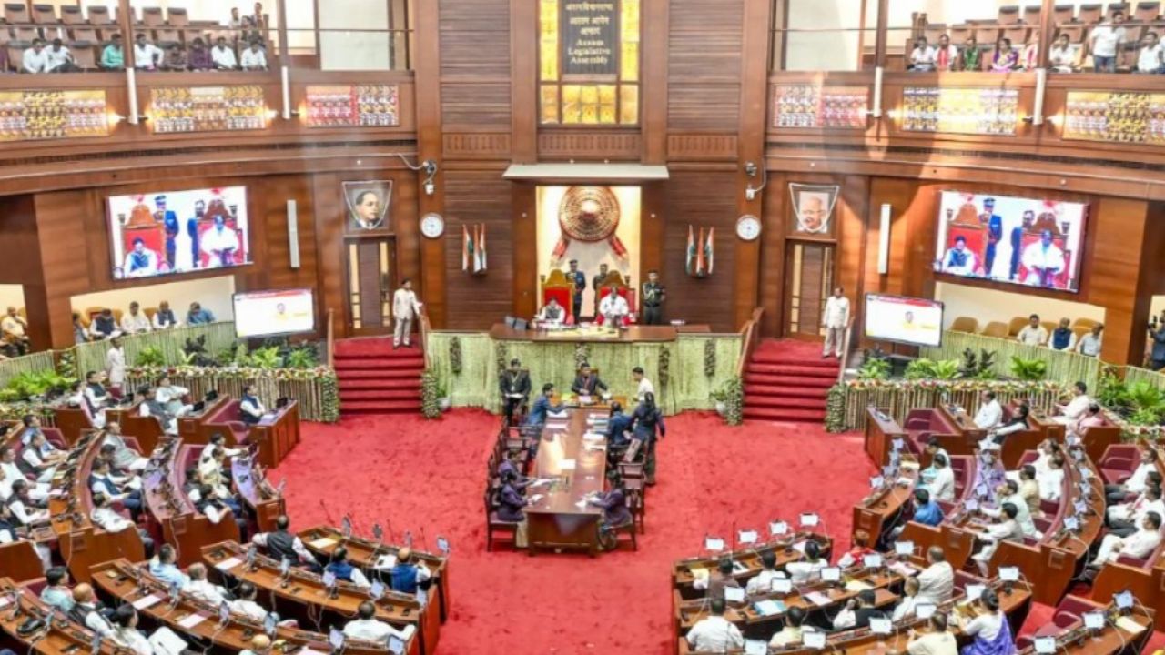 অসমে ইউসিসি বিল, সমতার নামে বিতর্ক      