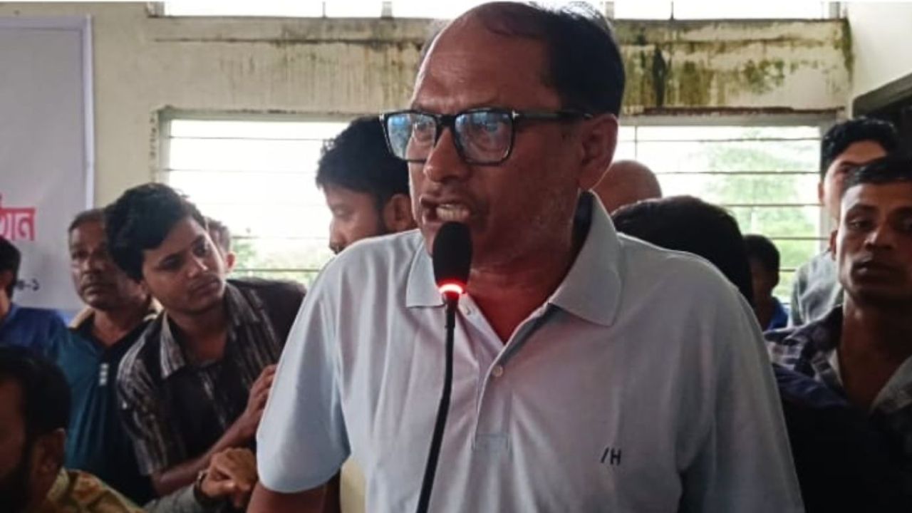তাহিরপুরে ক্ষতিগ্রস্ত কৃষকদের মাঝে সরকারি সহায়তা বিতরণ