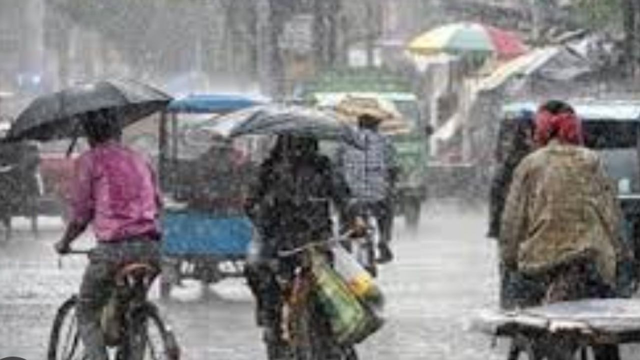 ঝড়ে লন্ডভন্ড দক্ষিণবঙ্গ: প্রাণ গেল ৭ জনের