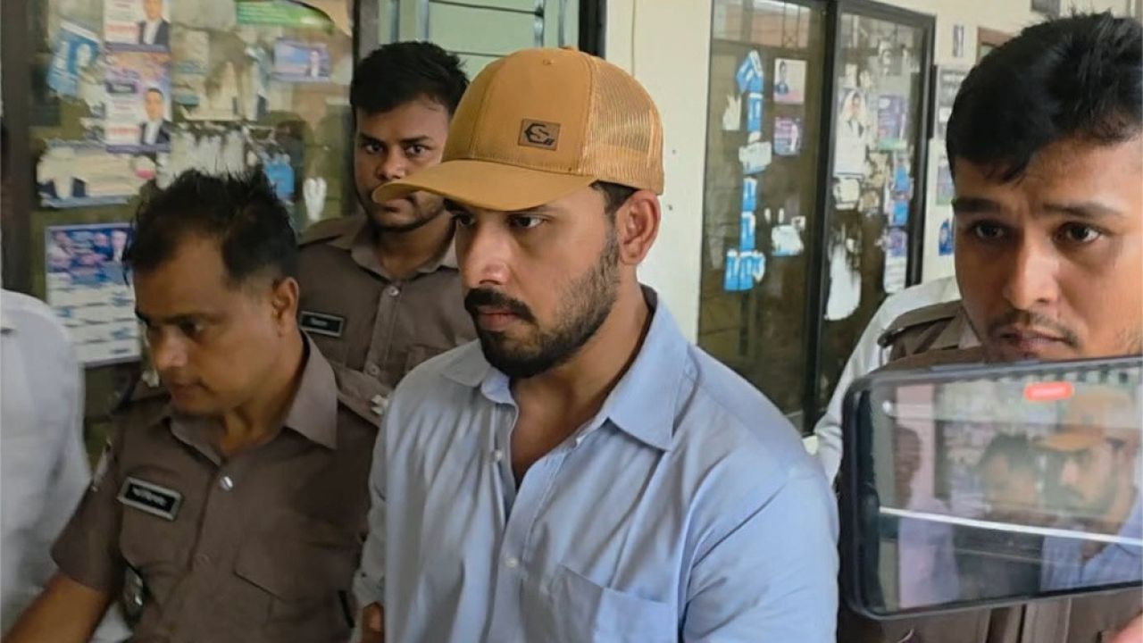 স্ত্রীকে আত্মহত্যায় প্ররোচনা: অভিনেতা জাহের আলভী কারাগারে