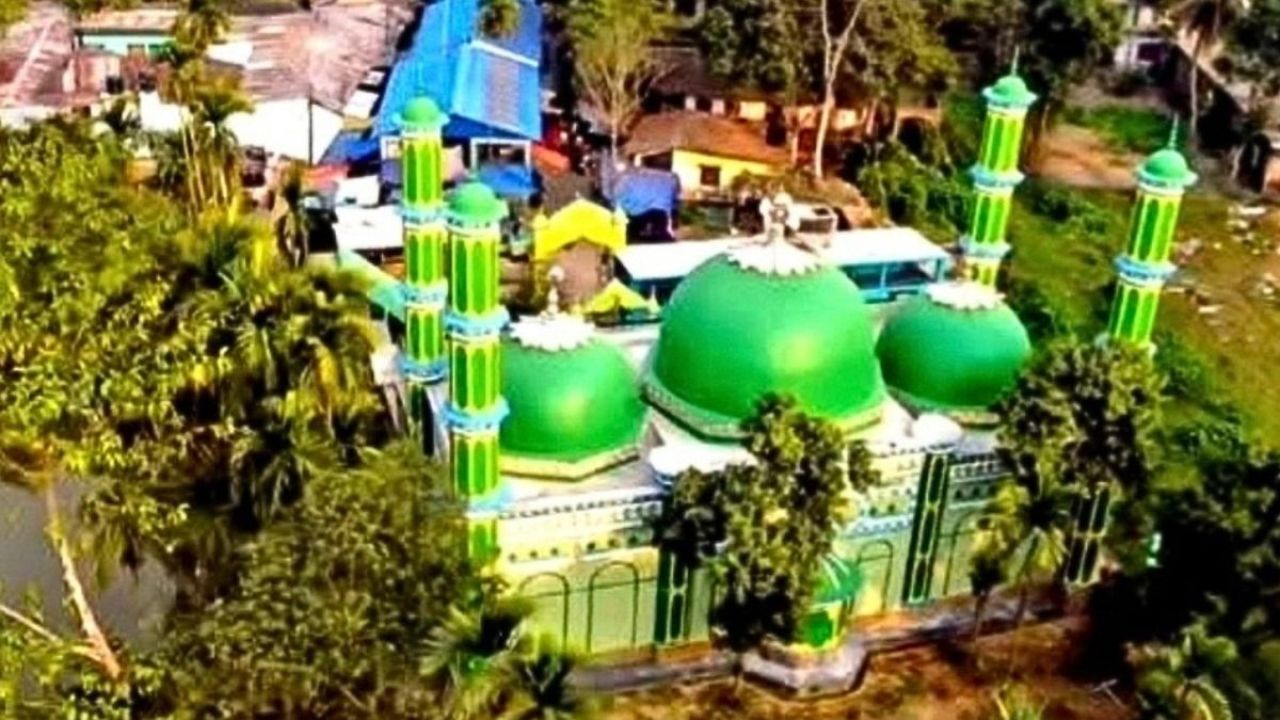  কমলগঞ্জে মোগল স্থাপত্যের অনন্য নিদর্শন কেরামত আলী মসজিদ