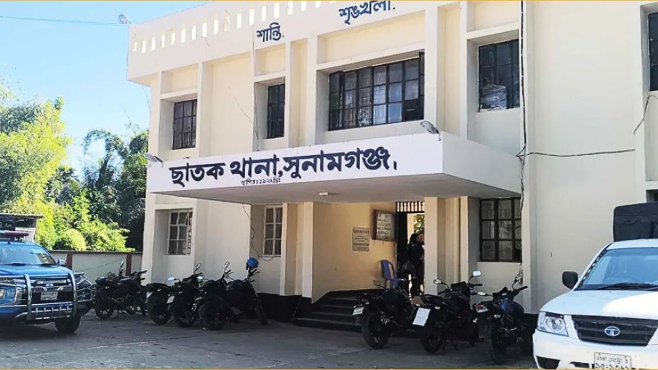 অটোরিকশায় যাত্রী তোলা নিয়ে সংঘর্ষে আহত ২০