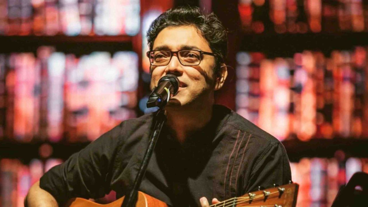 আবারও ঢাকার মঞ্চে অনুপম রায়