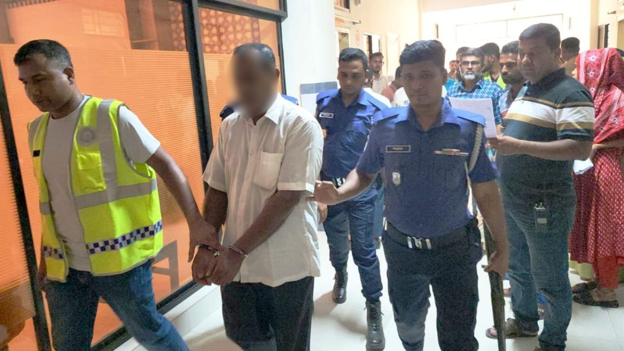 অ্যাম্বুলেন্স না পেয়ে রোগীর মৃত্যু, চালক গ্রেপ্তার