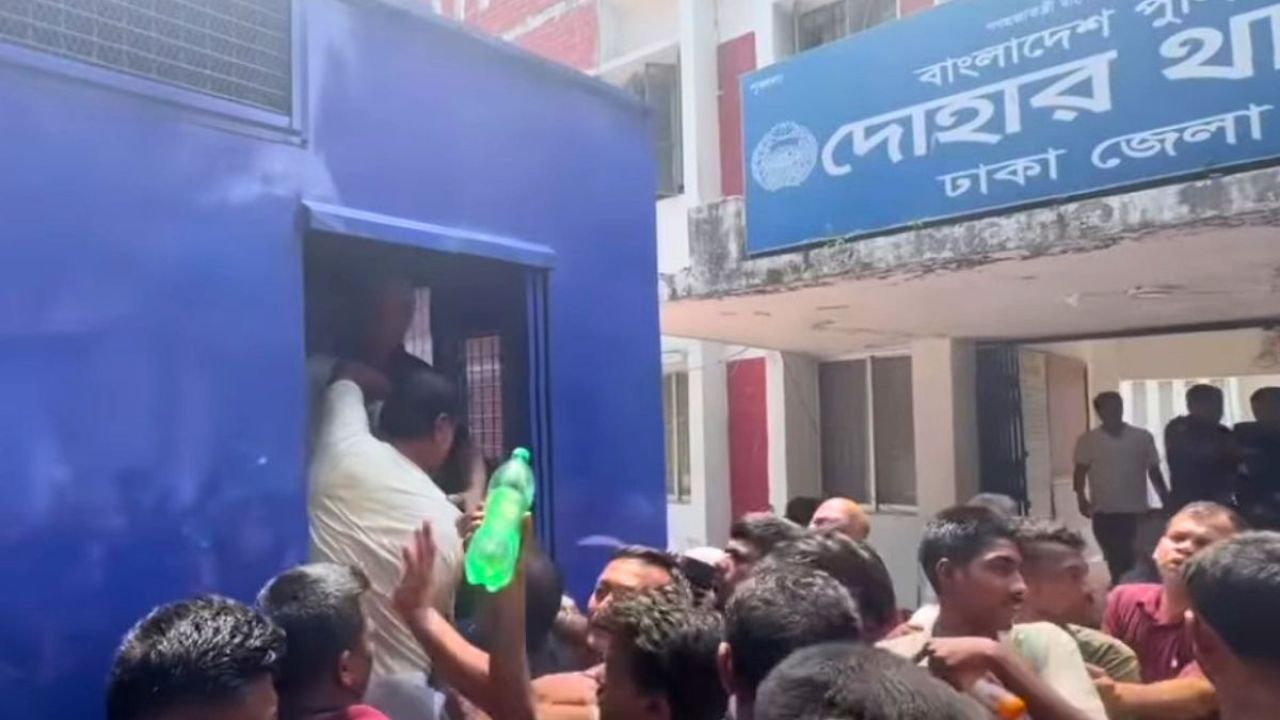 দোহার-নবাবগঞ্জে আওয়ামী লীগের ১২ নেতাকর্মী গ্রেপ্তার