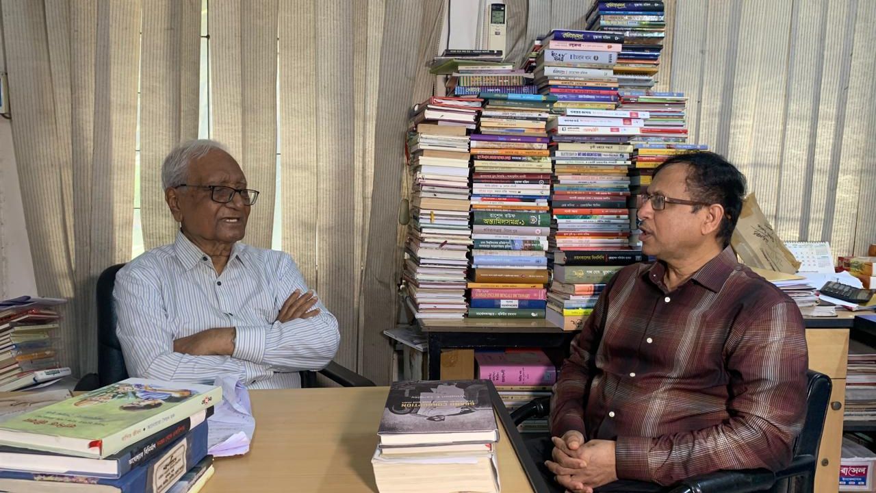 পুঁজিবাদের বর্তমান আগ্রাসন তাকে গভীরভাবে ভাবায় 