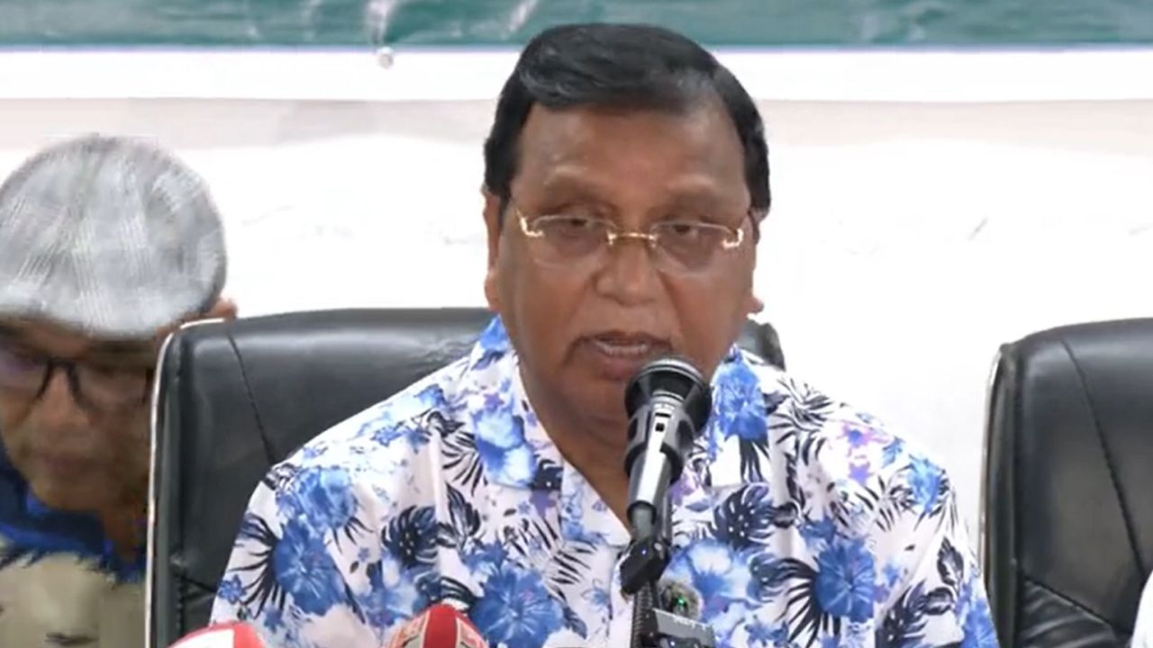 ঢাকার দক্ষিণে ৬০ শতাংশ বাড়িতে মিলেছে ডেঙ্গু মশার লার্ভা: ডিএসসিসি প্রশাসক