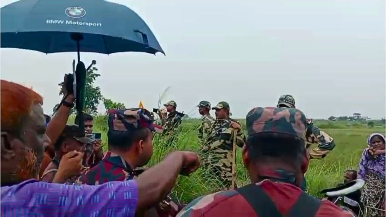 নওগাঁ সীমান্তে ১৭ জনকে পুশইনের চেষ্টা রুখল বিজিবি