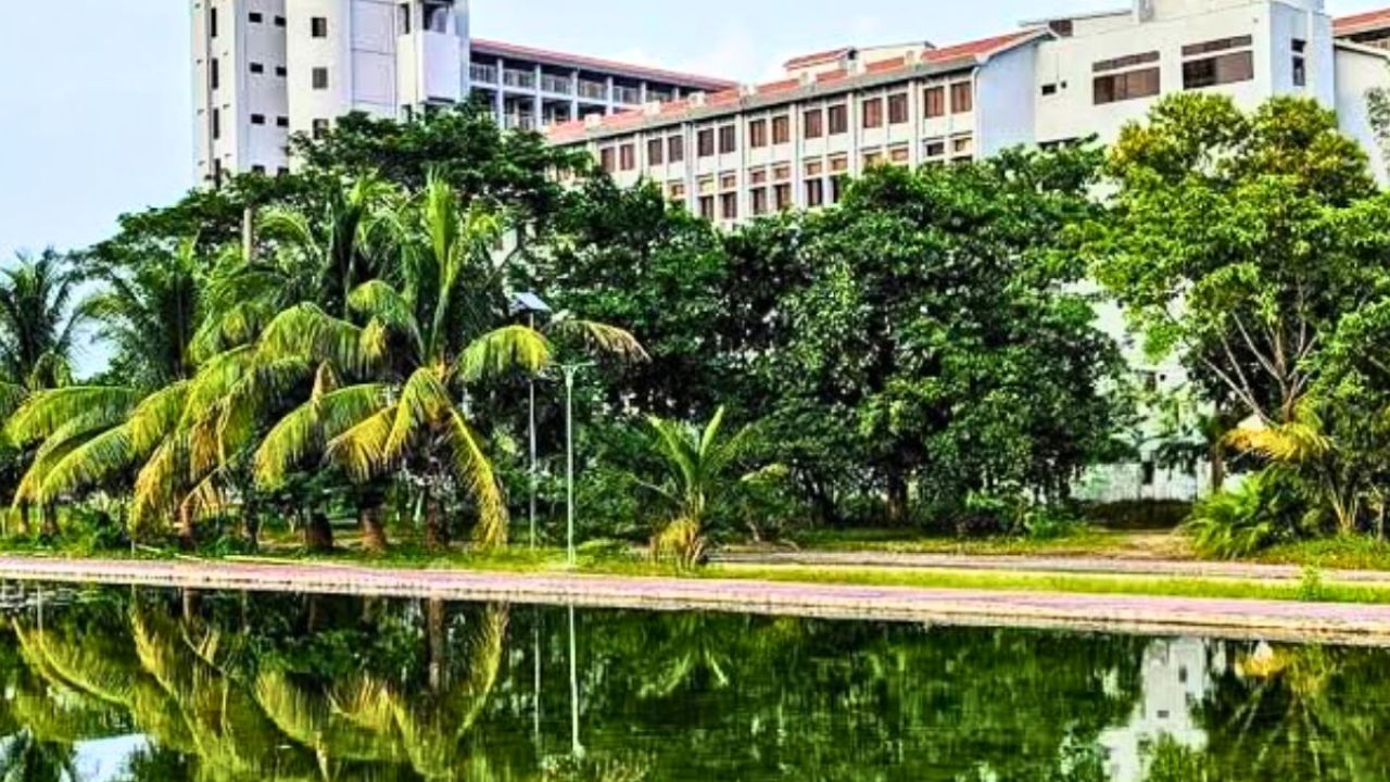 ৩৩ বিভাগে অধ্যাপক মাত্র দুজন, সংকটে গোবিপ্রবি