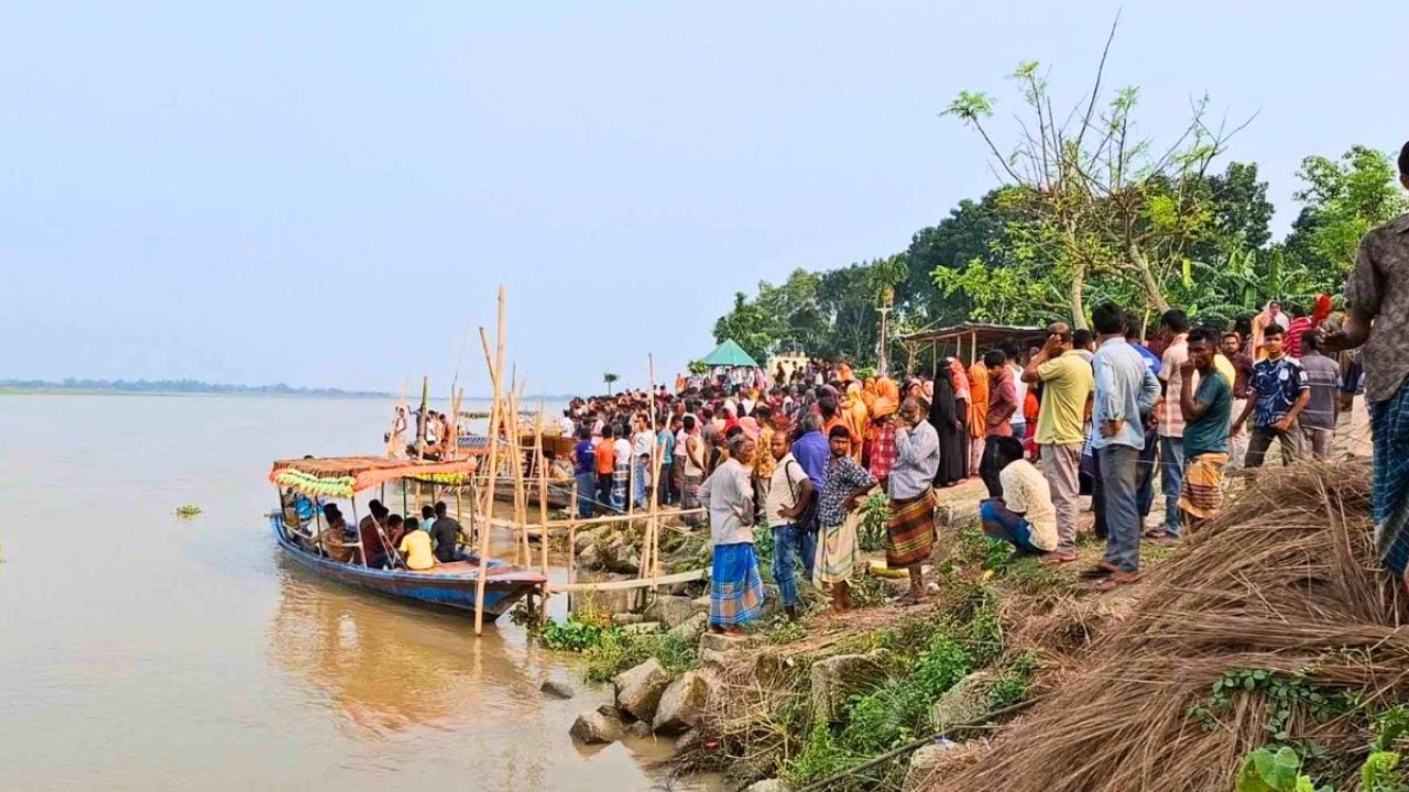 গোসলে নেমে ধরলায় নিখোঁজ দুই ভাই