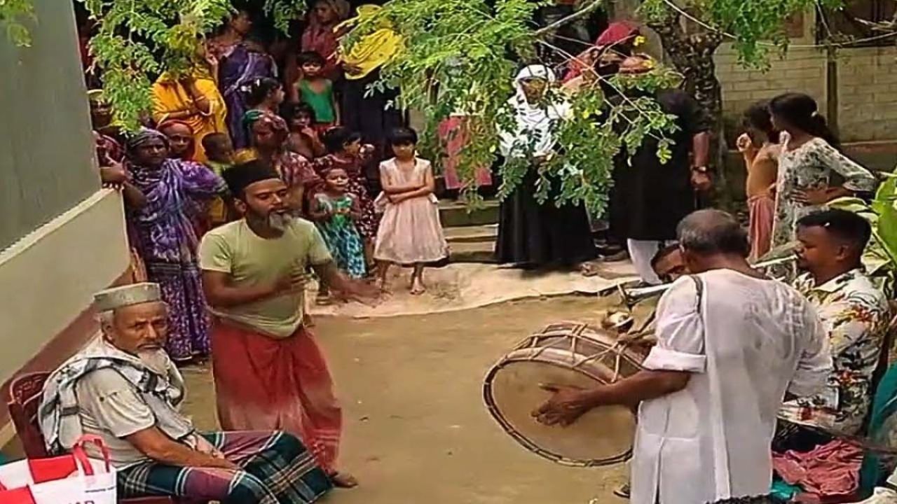 বাবার মৃত্যুতে ঢোল-বাঁশি, তোপের মুখে ক্ষমা