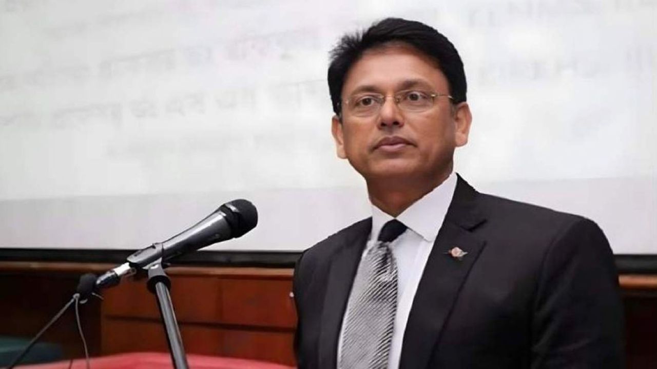 অনার্সে বাংলা, ইতিহাস ও দর্শন বাদ দেওয়ার খবর ‘ভিত্তিহীন’: শিক্ষামন্ত্রী
