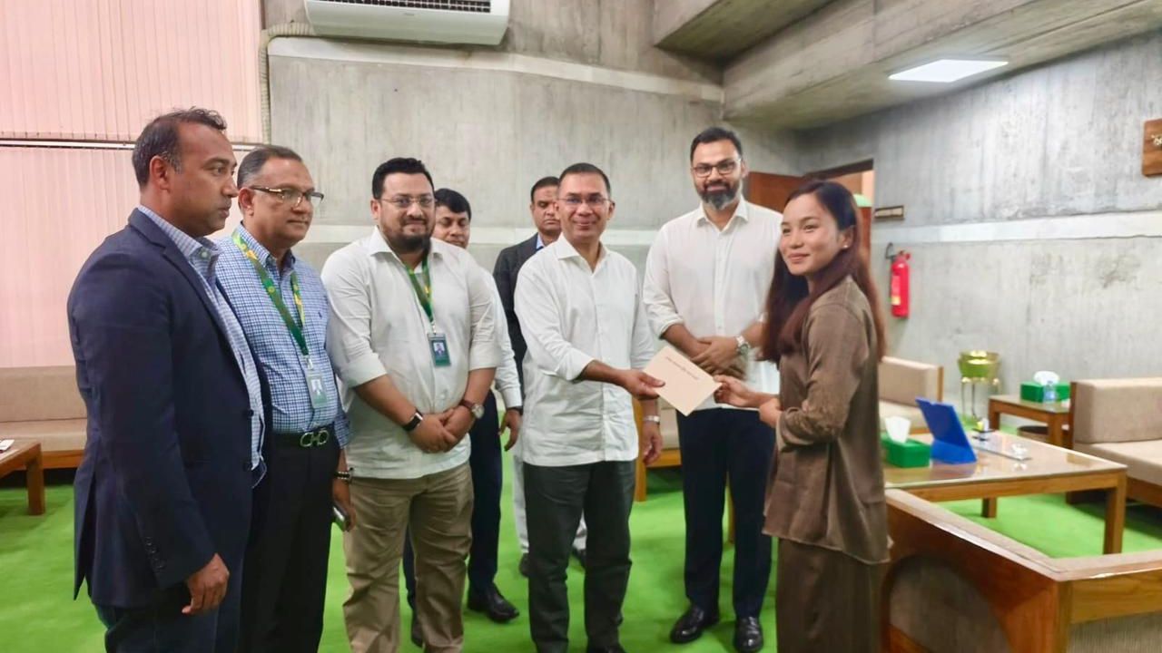 বাড়ি নির্মাণের জন্য ঋতুপর্ণাকে আর্থিক অনুদান দিলেন প্রধানমন্ত্রী