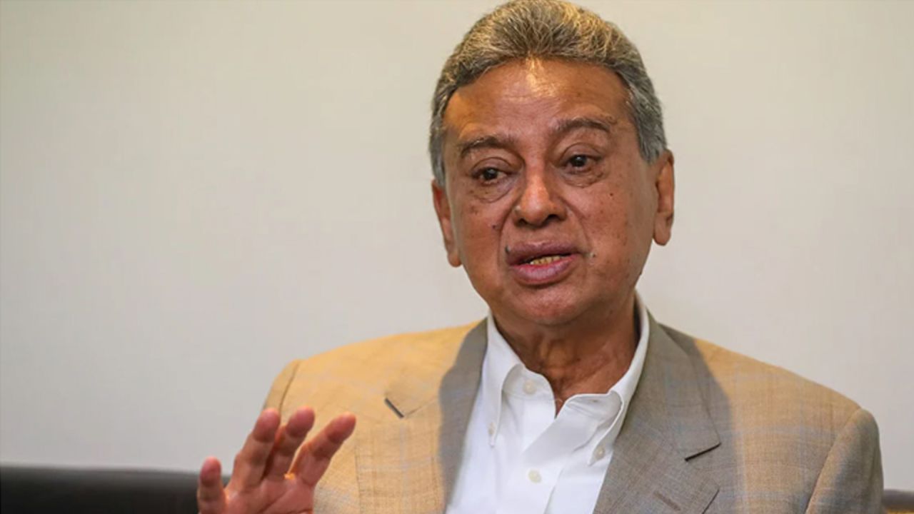 বাজেট পেশ করতে সংসদে পৌঁছেছেন অর্থমন্ত্রী