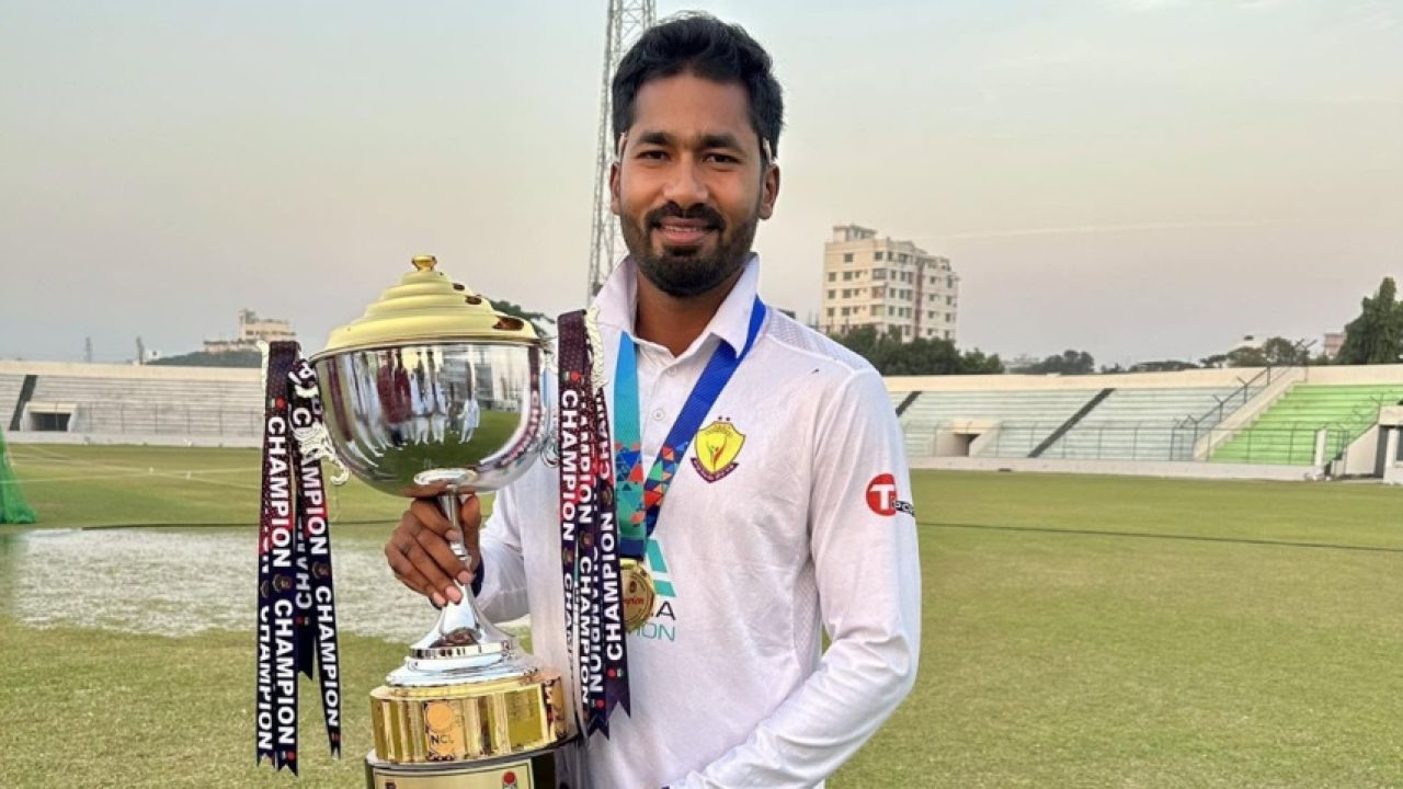 জিম্বাবুয়ের বিপক্ষে টেস্ট দলে নেই মিরাজ, নতুন মুখ রবিউল