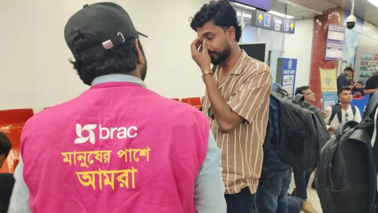 কম্বোডিয়ায় উদ্ধার ৩৭ বাংলাদেশি দেশে ফি‌রে‌ছেন