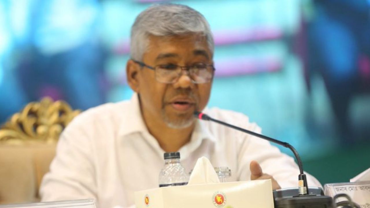 ‘কালো টাকা সাদা’ করার বিষয়ে ভুল ‘বোঝাবুঝি’ স্পষ্ট করলেন এনবিআর চেয়ারম্যান