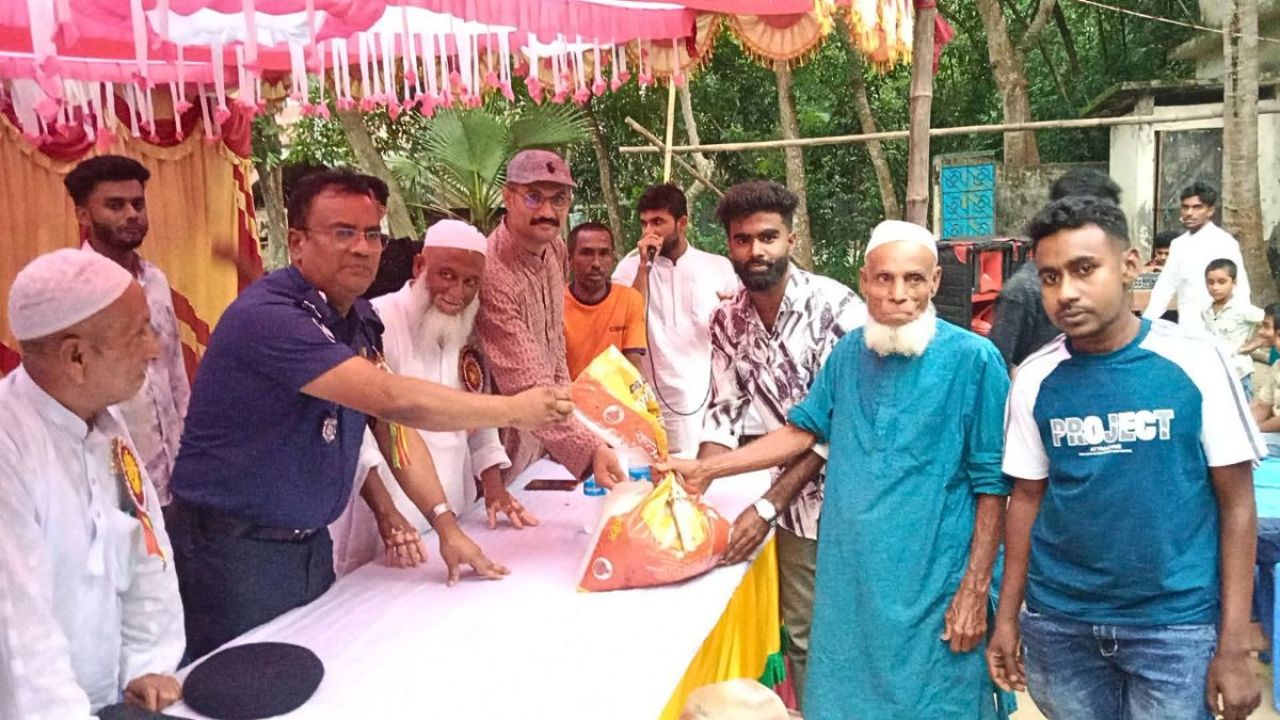শিবপুরে মাদকমুক্ত সমাজ গড়তে প্রীতি ফুটবল ও মানবিক উদ্যোগ