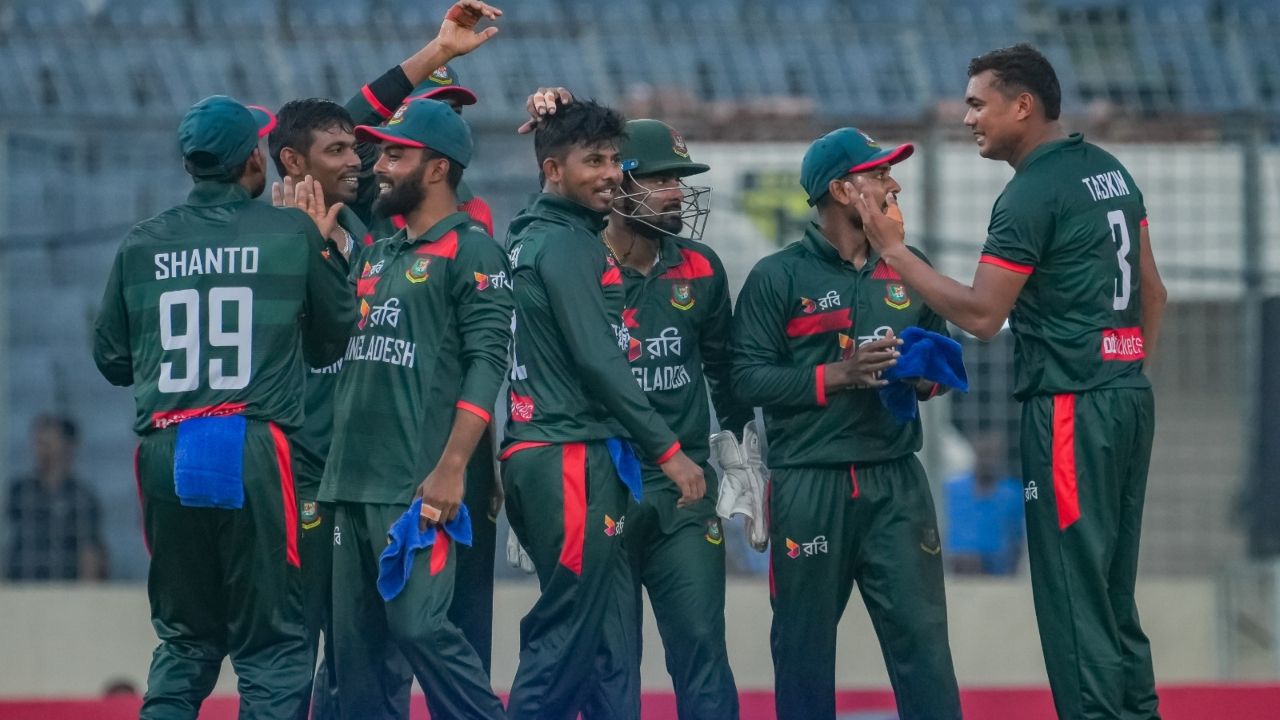 শেষ ওয়ানডে আজ অস্ট্রেলিয়াকে হোয়াইটওয়াশের লক্ষ্য বাংলাদেশের
