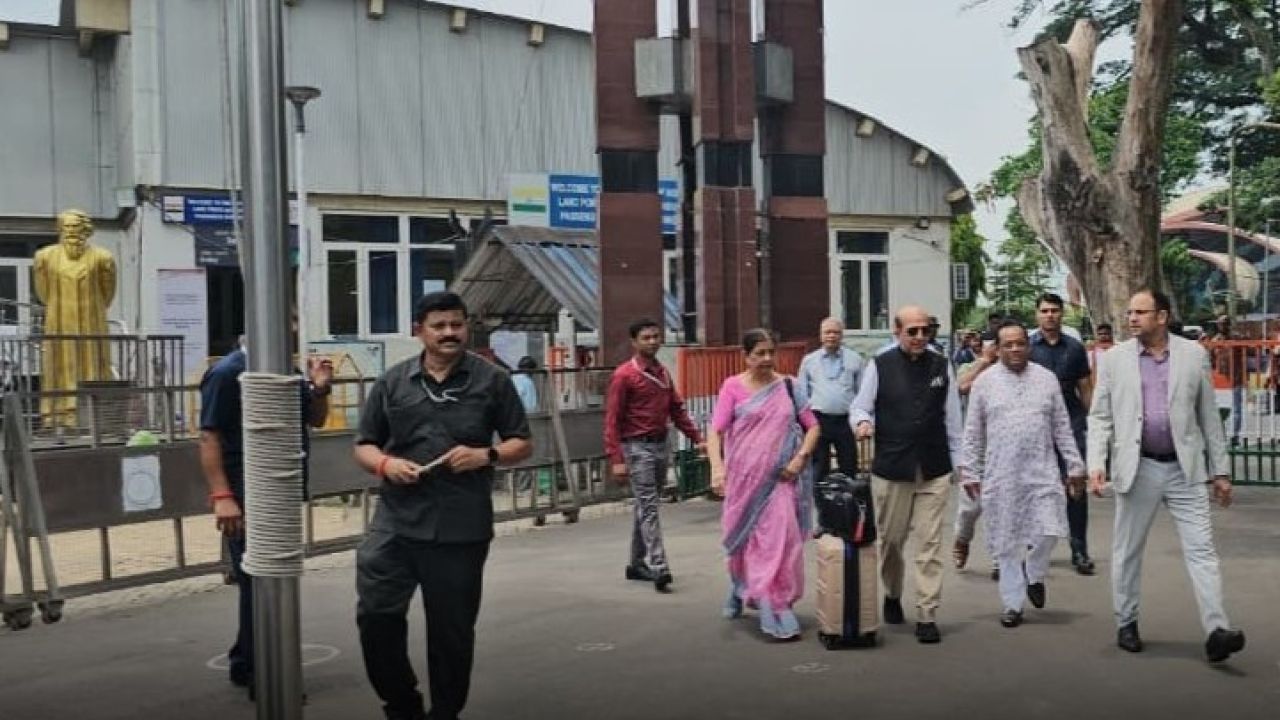 ভারত-বাংলাদেশ সম্পর্ক নতুন উচ্চতায়: দীনেশ ত্রিবেদী