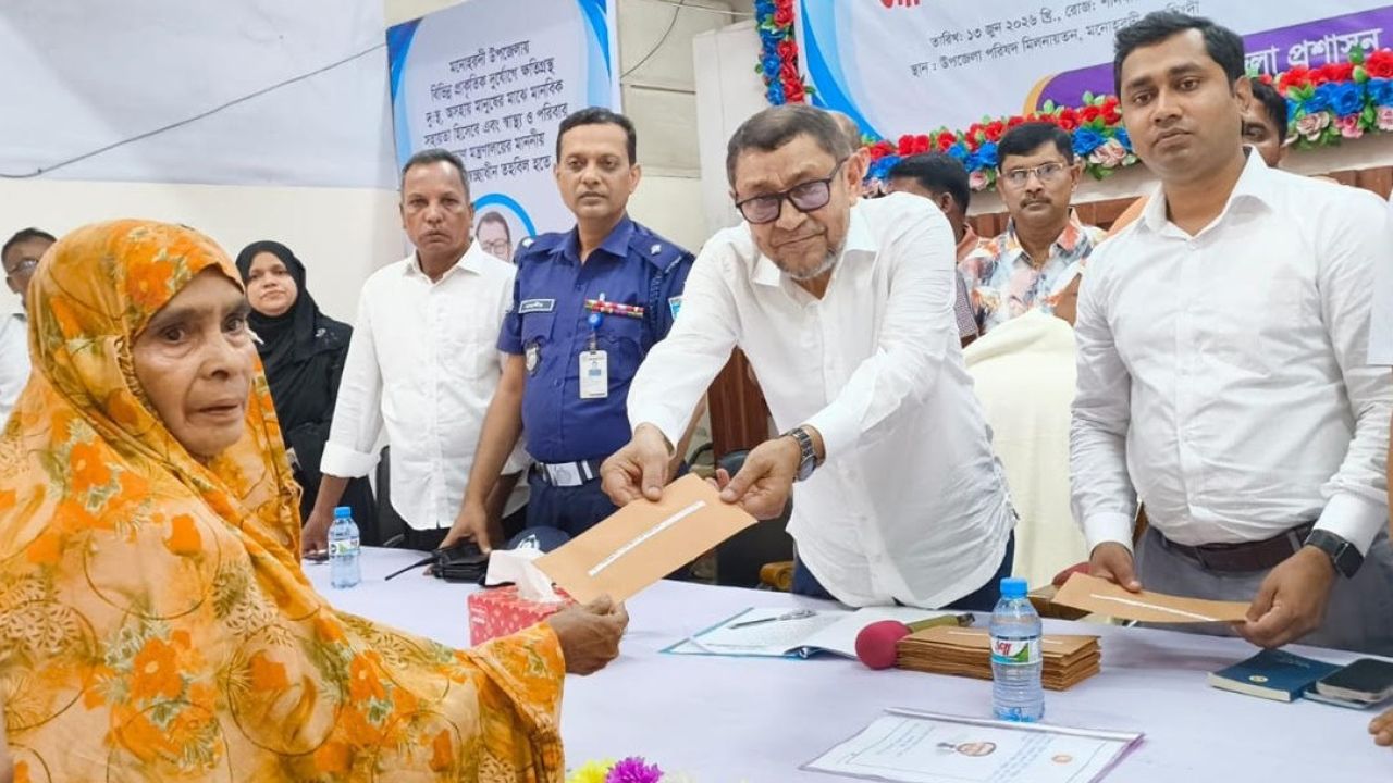 আদ্-দ্বীন কোটি কোট টাকা নিয়ে আমার পিছনে ঘুরেছে: স্বাস্থ্যমন্ত্রী