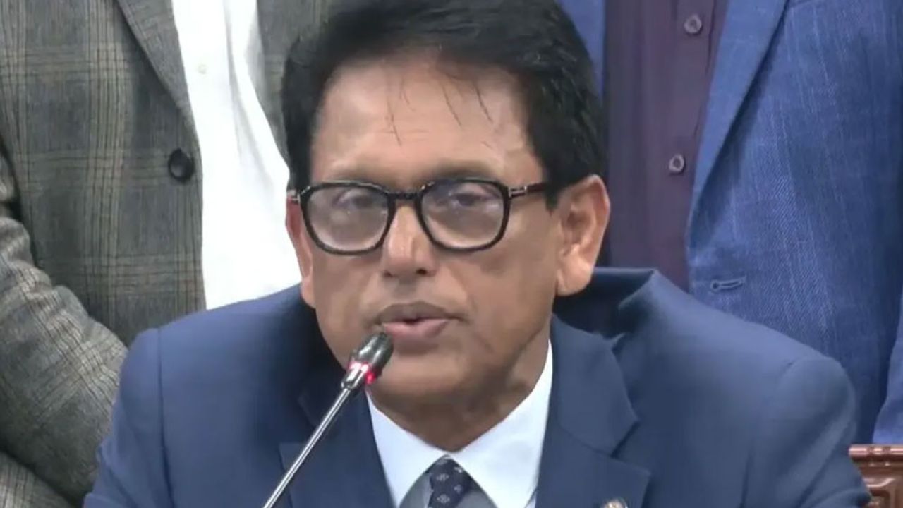 শিক্ষকদের অবসর সুবিধা দিতে শিক্ষামন্ত্রীর নতুন উদ্যোগ