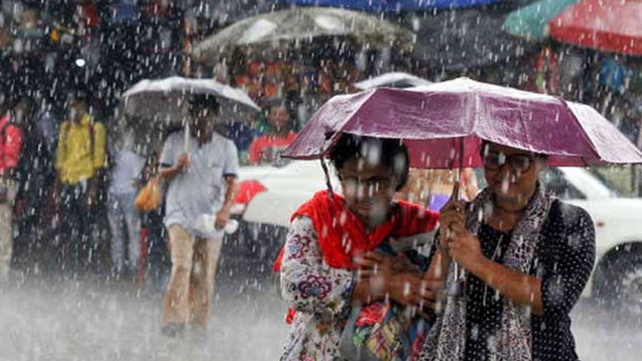 ঢাকায় আজ বজ্রসহ বৃষ্টির পূর্বাভাস