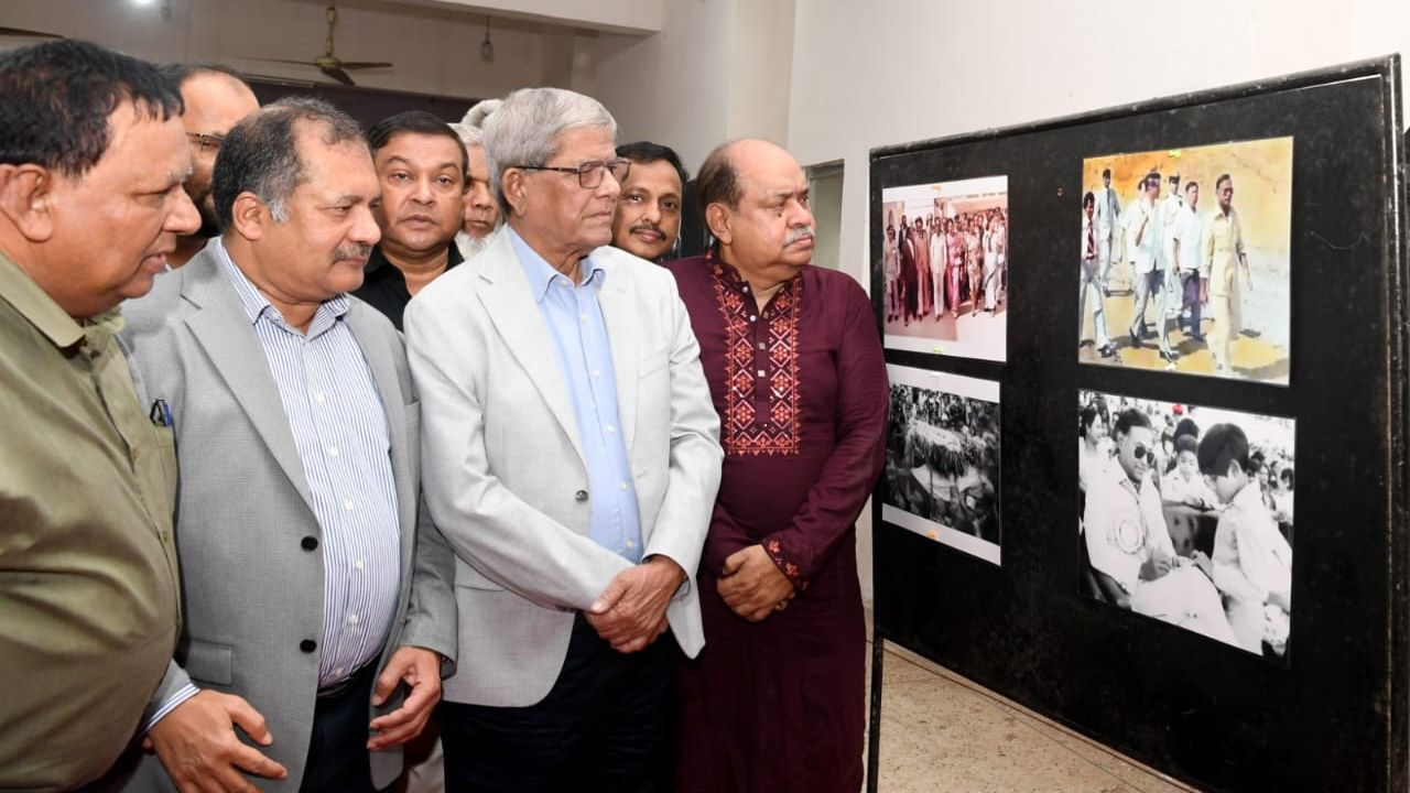 জাতীয়তাবাদ ও গণতন্ত্র প্রতিষ্ঠায় জিয়াউর রহমানের অবদান অনন্য