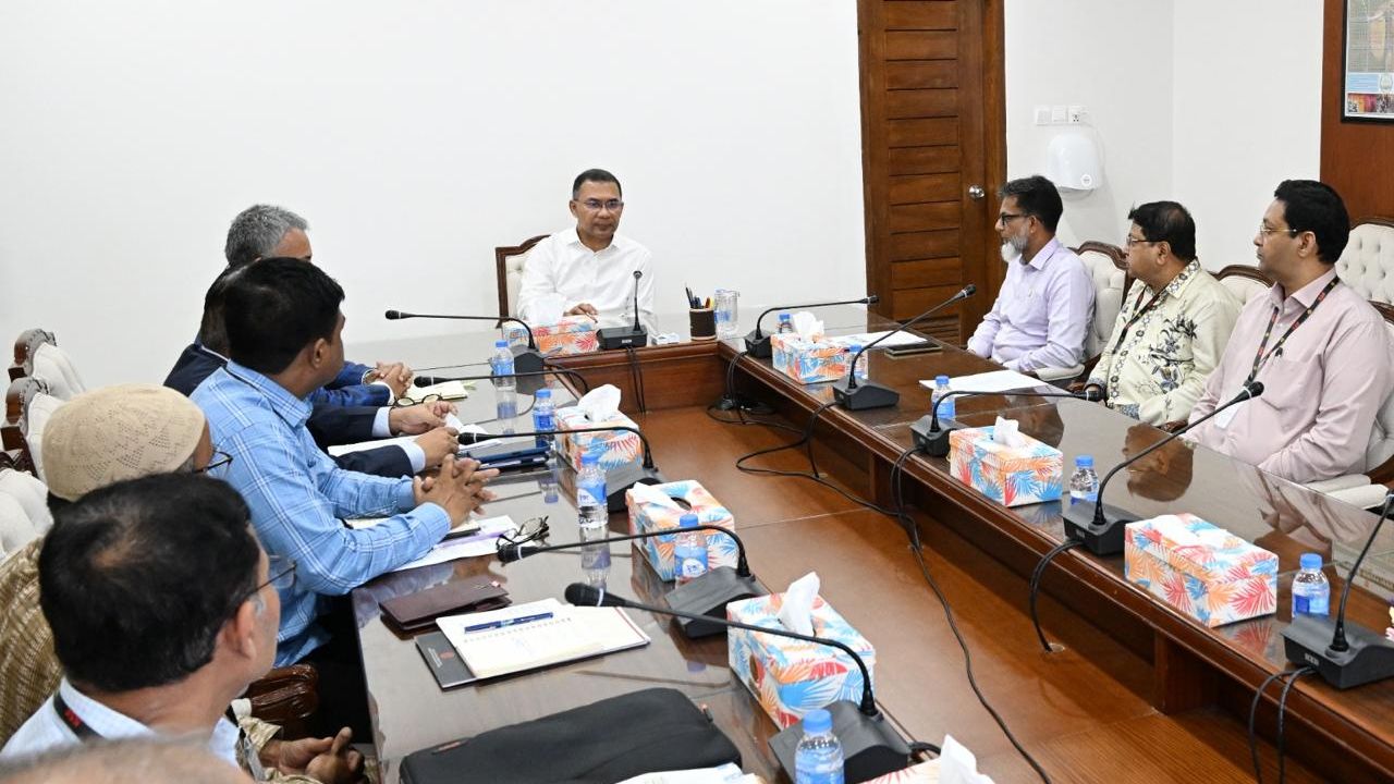 বিআরটি প্রকল্প নিয়ে সভা করলেন প্রধানমন্ত্রী
